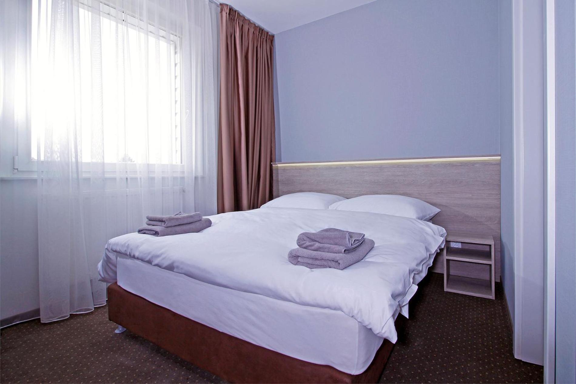 Aviator Garni Hotel Bratislava Esterno foto
